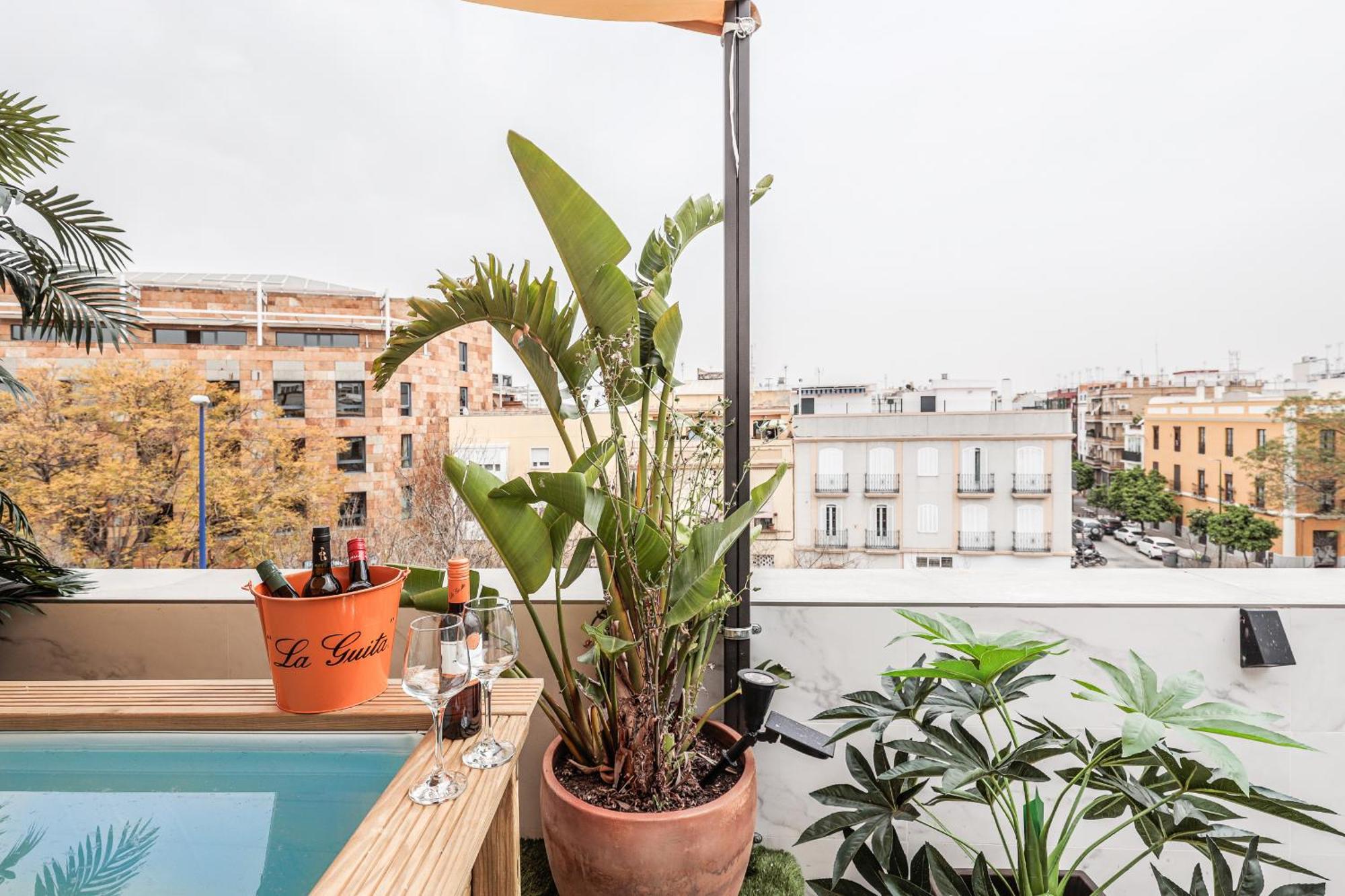Fantastico Atico 2 Hab Y Gran Terraza Privada Apartment Seville Exterior photo